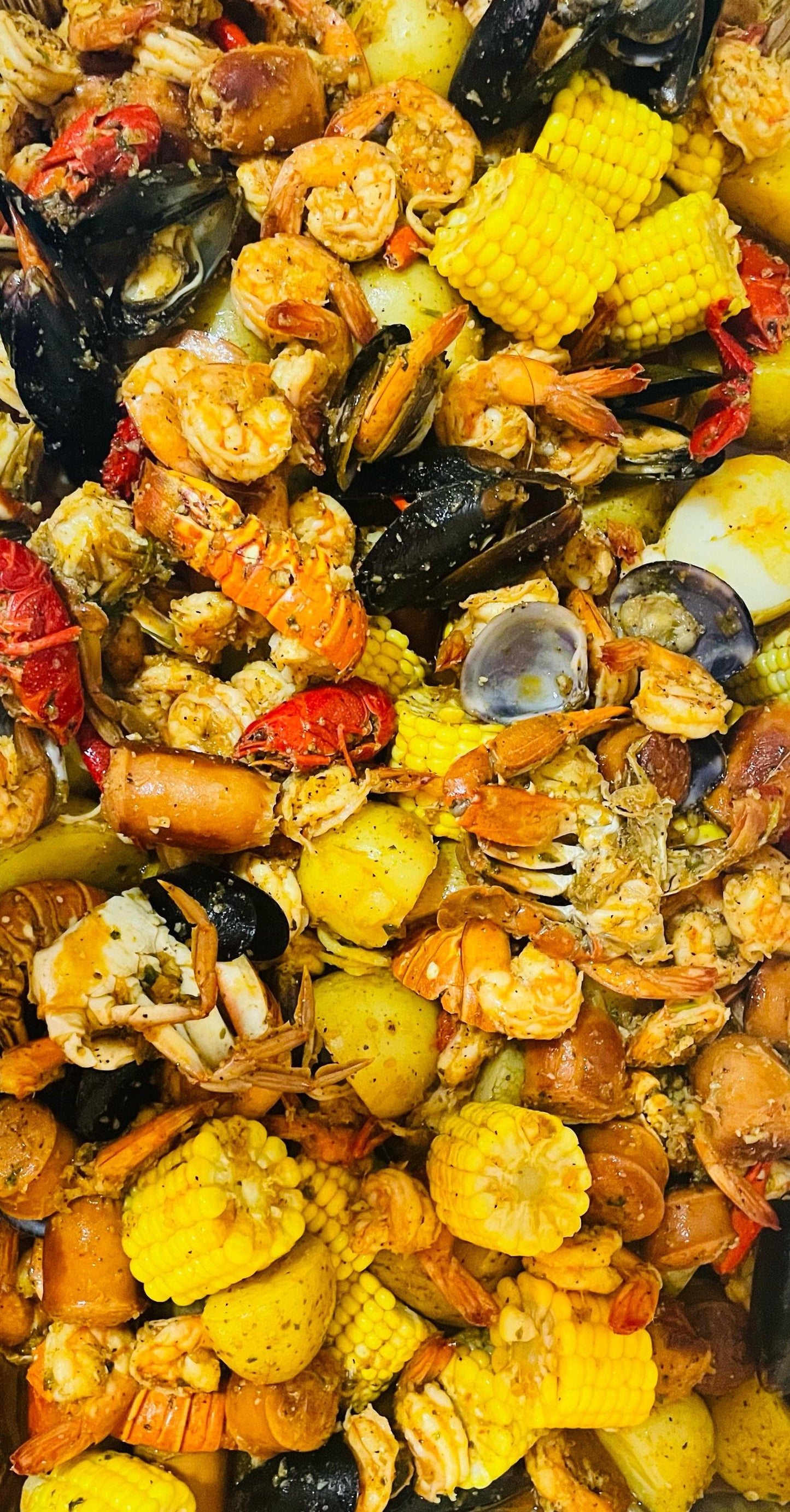 B. Mariscada Cajun Estilo Louisiana